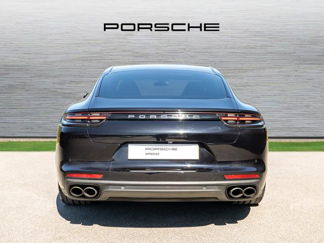PORSCHE Panamera Photo 7