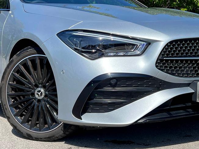 MERCEDES-BENZ CLA Class Photo 12