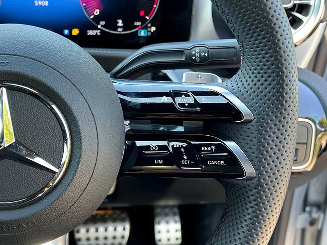 MERCEDES-BENZ CLA Class Photo 22