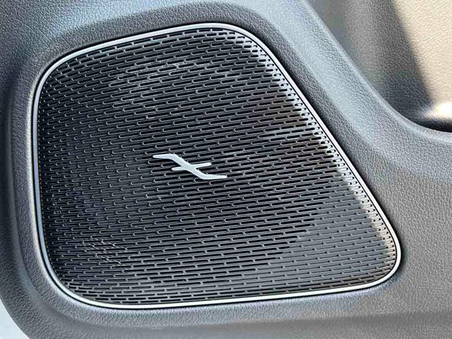 MERCEDES-BENZ CLA Class Photo 40
