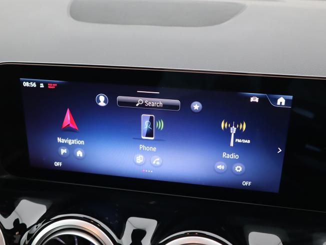 MERCEDES-BENZ GLA Photo 27