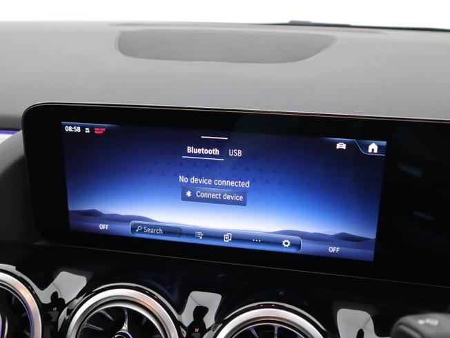 MERCEDES-BENZ GLA Photo 29