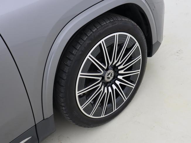 MERCEDES-BENZ GLA Photo 6