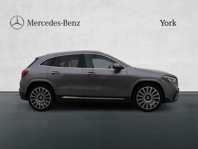 MERCEDES-BENZ GLA Photo 7