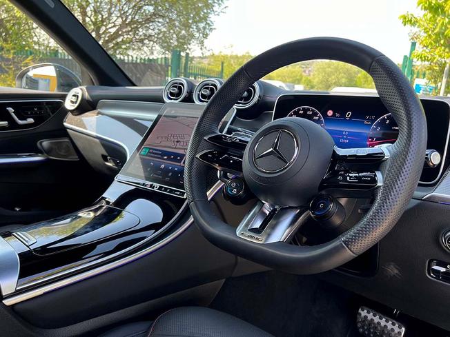 MERCEDES-BENZ Glc Photo 23