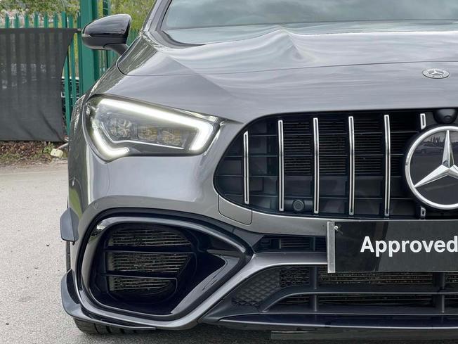 MERCEDES-BENZ CLA Class Photo 17
