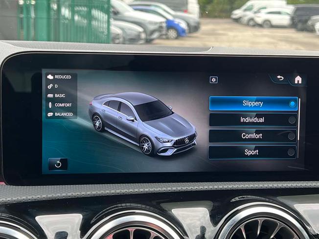 MERCEDES-BENZ CLA Class Photo 35