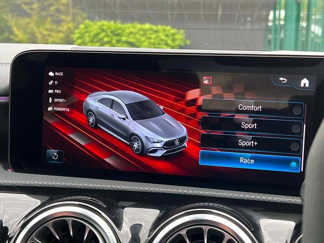 MERCEDES-BENZ CLA Class Photo 36