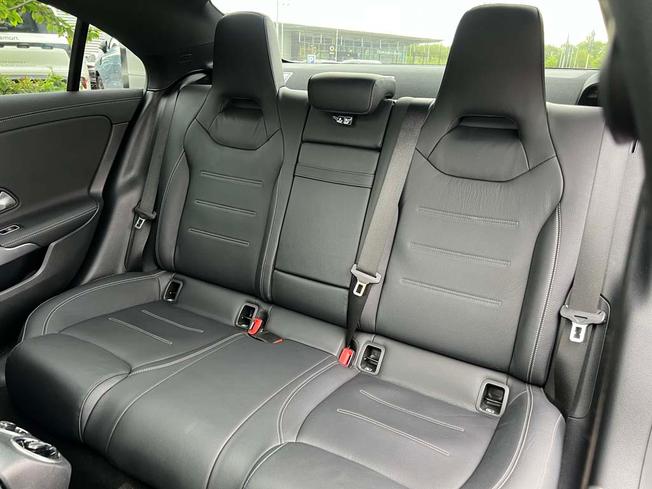 MERCEDES-BENZ CLA Class Photo 46