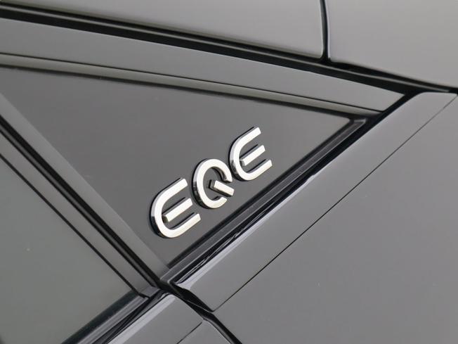 MERCEDES-BENZ EQE Photo 14
