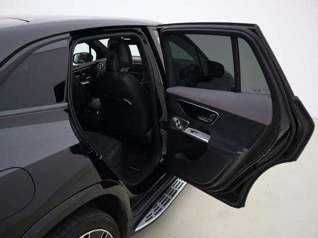 MERCEDES-BENZ EQE Photo 28