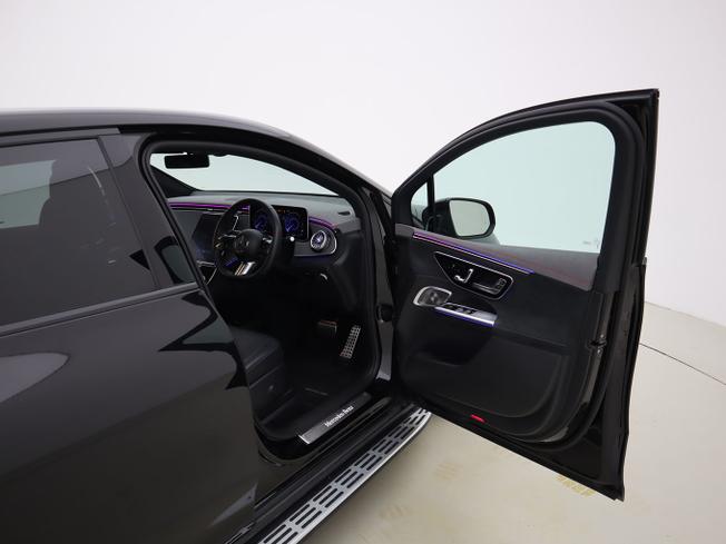 MERCEDES-BENZ EQE Photo 39