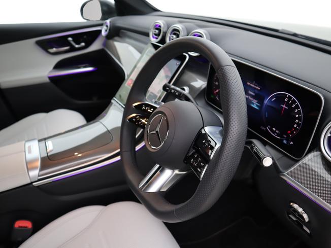 MERCEDES-BENZ GLC Photo 12