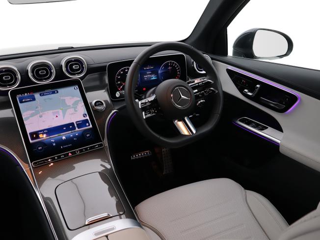 MERCEDES-BENZ GLC Photo 21