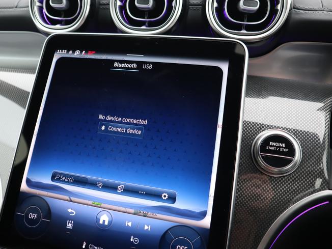 MERCEDES-BENZ GLC Photo 29