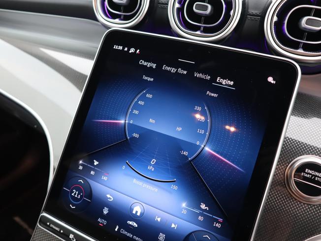 MERCEDES-BENZ GLC Photo 37