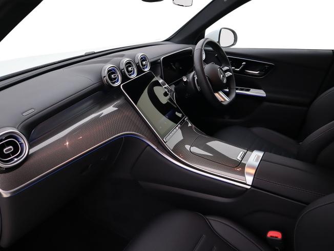MERCEDES-BENZ GLC Photo 18
