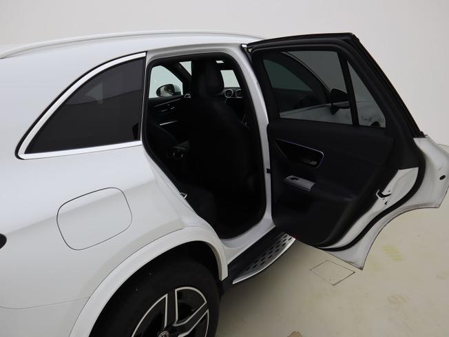 MERCEDES-BENZ GLC Photo 24
