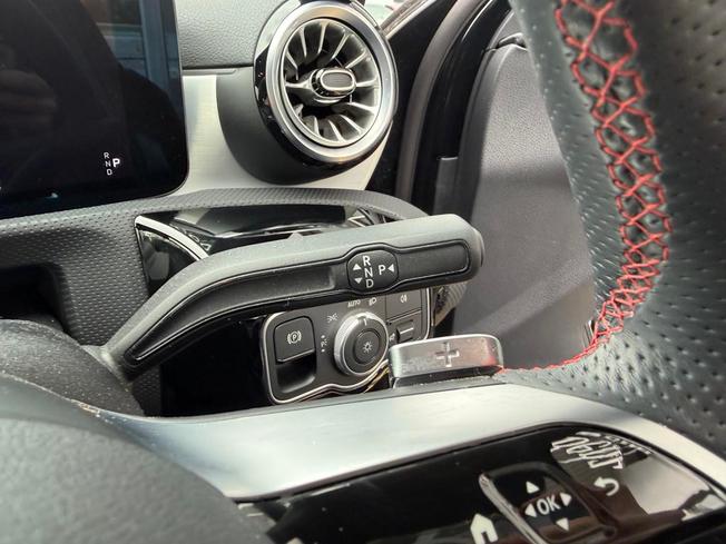 MERCEDES-BENZ A Class Photo 28