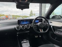 MERCEDES-BENZ A Class Photo 5