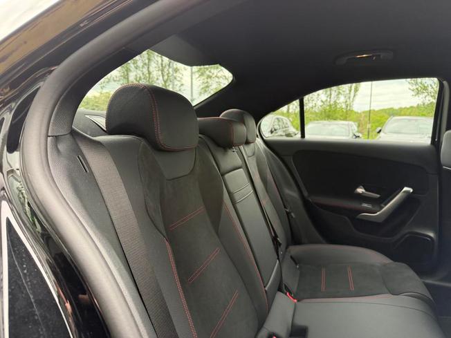 MERCEDES-BENZ A Class Photo 7