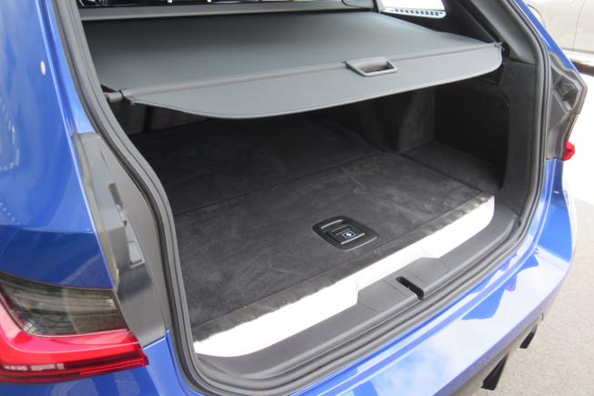 BMW 3 Series Photo 24
