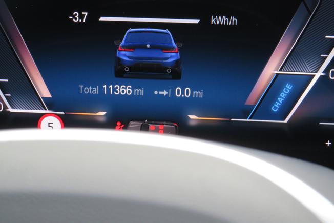 BMW 3 Series Photo 31