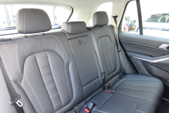 BMW X5 Photo 39