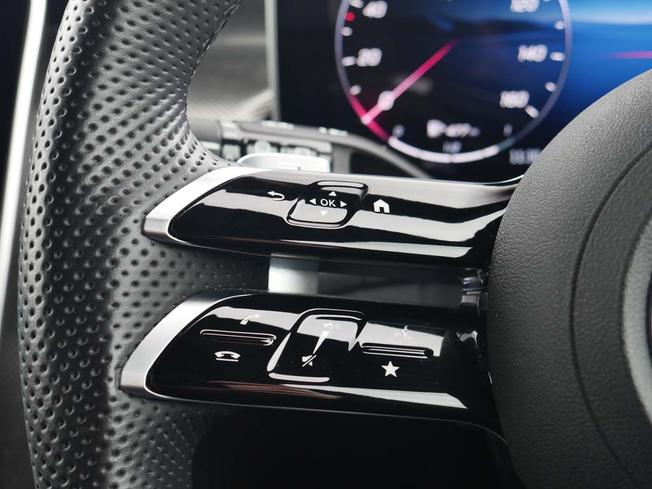 MERCEDES-BENZ Glc Photo 12