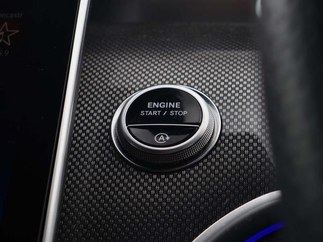 MERCEDES-BENZ Glc Photo 18