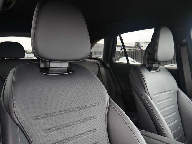 MERCEDES-BENZ Glc Photo 35
