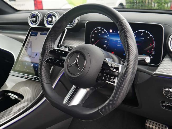 MERCEDES-BENZ Glc Photo 36