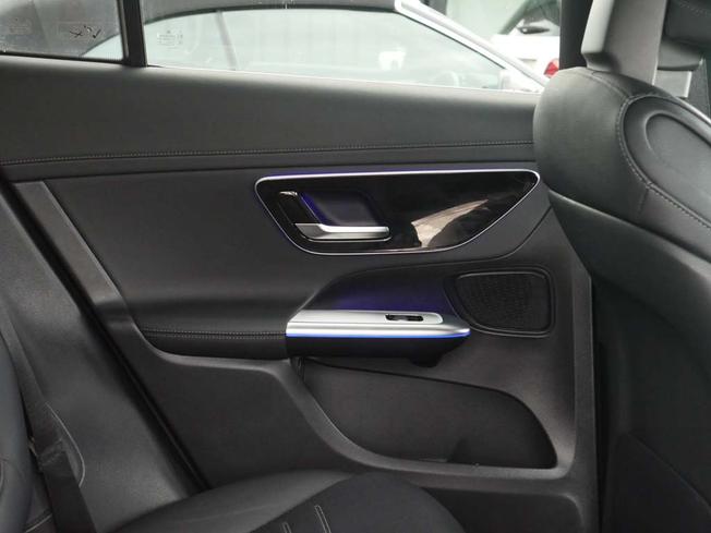MERCEDES-BENZ Glc Photo 38