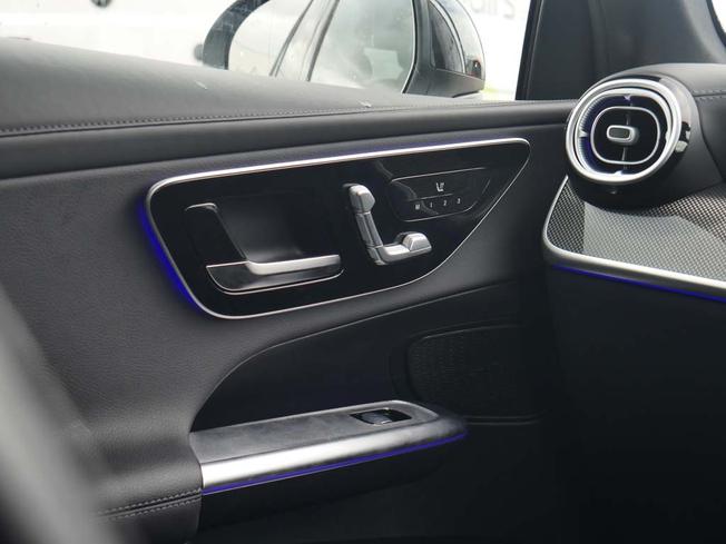 MERCEDES-BENZ Glc Photo 44