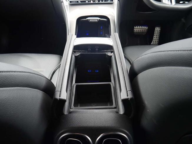 MERCEDES-BENZ Glc Photo 46