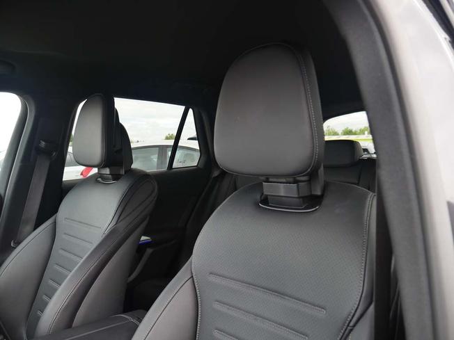 MERCEDES-BENZ Glc Photo 48