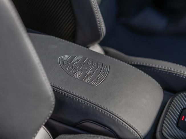 PORSCHE 911 Photo 27