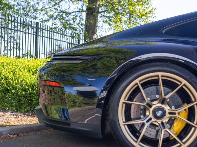 PORSCHE 911 Photo 38