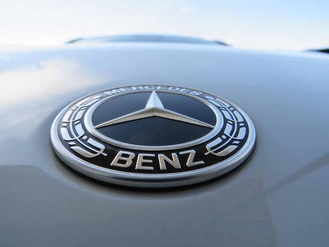 MERCEDES-BENZ CLA Class Photo 24