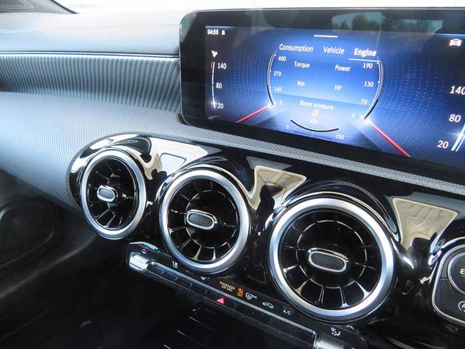 MERCEDES-BENZ CLA Class Photo 36