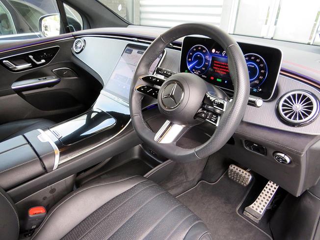 Mercedes-Benz EQE Photo 15