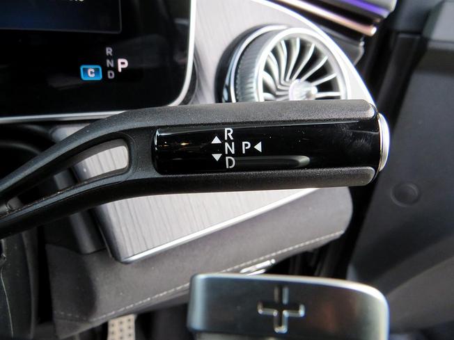 Mercedes-Benz EQE Photo 27