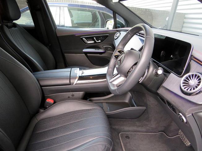 Mercedes-Benz EQE Photo 38