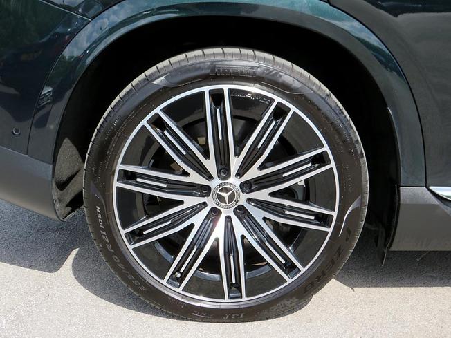 Mercedes-Benz EQE Photo 6