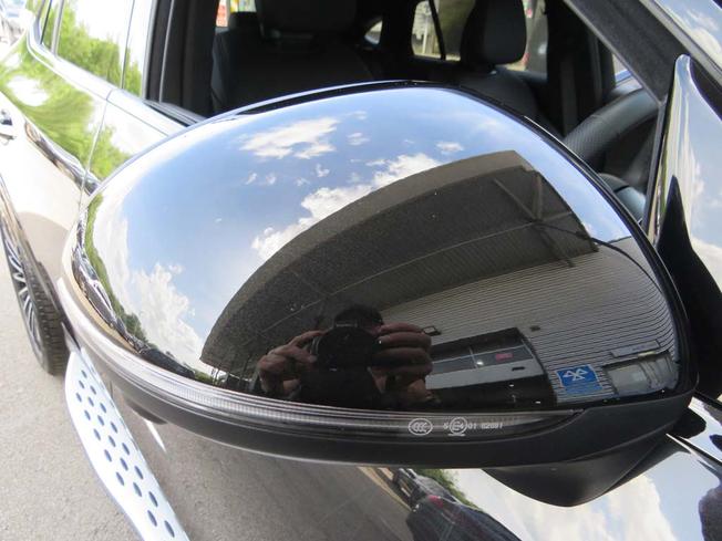 MERCEDES-BENZ Glc Photo 24