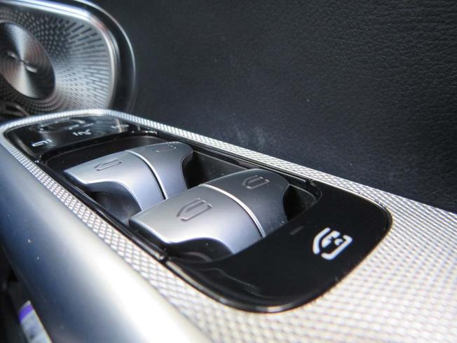 MERCEDES-BENZ Glc Photo 29