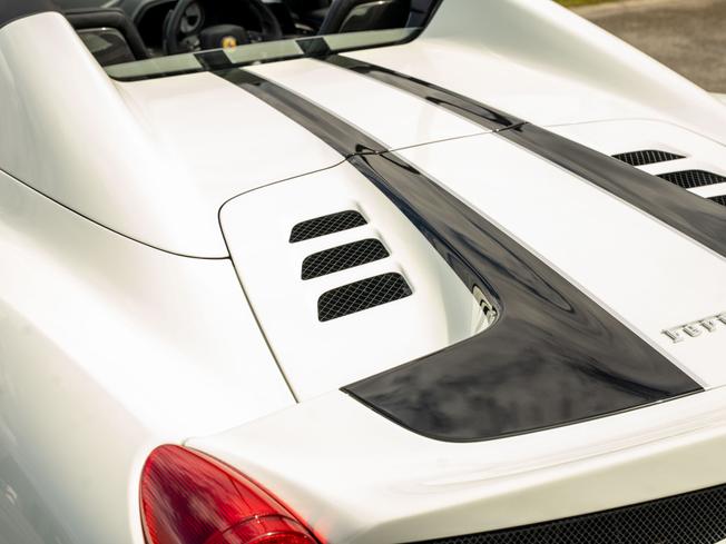 FERRARI 458 Speciale A Photo 19