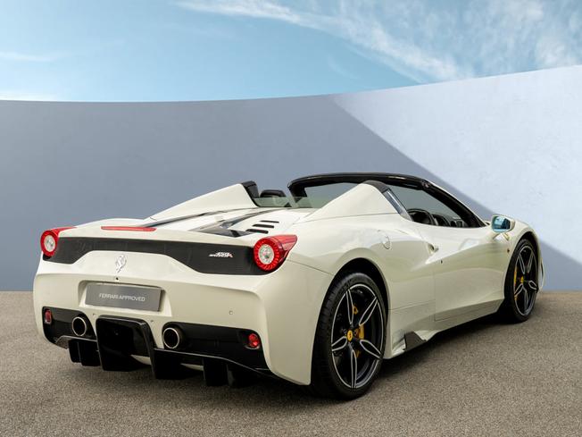 FERRARI 458 Speciale A Photo 3