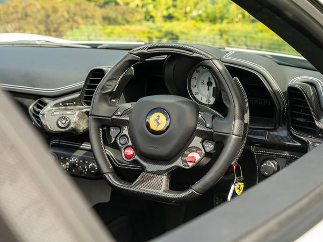 FERRARI 458 Speciale A Photo 32