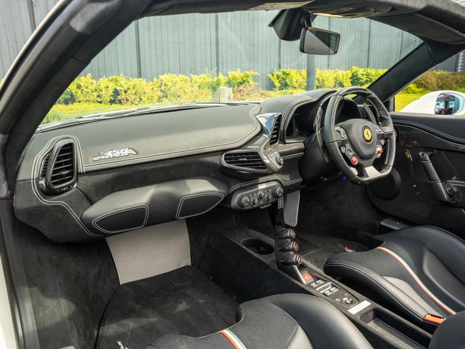 FERRARI 458 Speciale A Photo 46